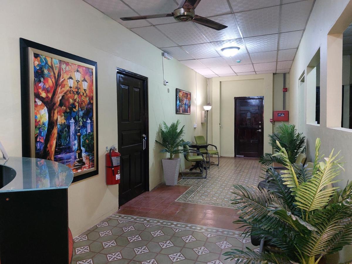 Hospedaje Los Lirios Chitre Exterior photo